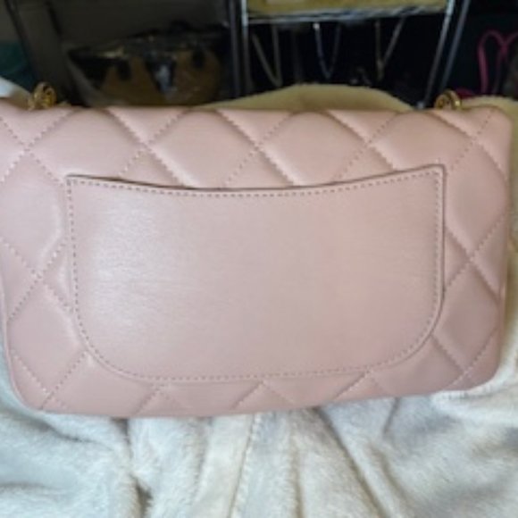 BADGLEY MISCHKA NWT QUILTED GOLD STUDDED CROSSBODY - Picture 4 of 10